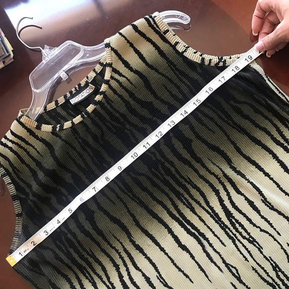 NOTATIONS Pleated Jungle Top EUC! - Picture 6 of 8